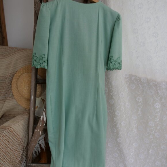 Vintage 1980s Mint Sage Green Linen Dress Button Front Retro 80s Thrift Dresses - Picture 11 of 12
